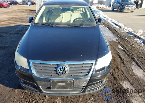 2010 Volkswagen Passat Komfort из США, поврежденный, VIN WVWJM7AN6AE167575